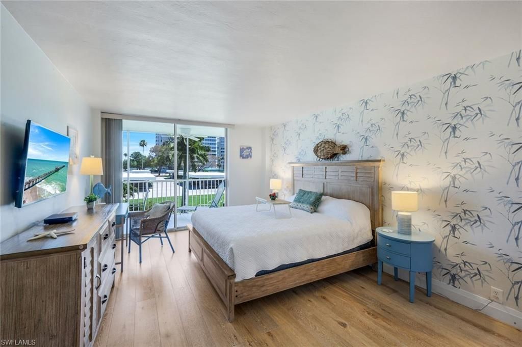 5 Bluebill Ave , Unit 208, Naples, FL 34108 Photo