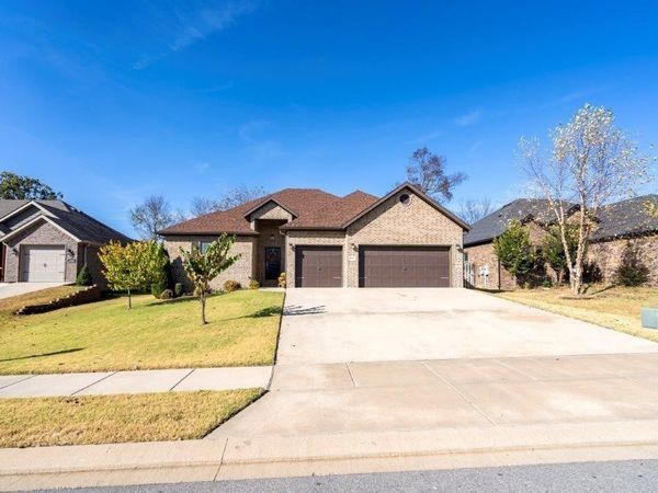 3502 SW Brittany Road , Bentonville, AR 72713