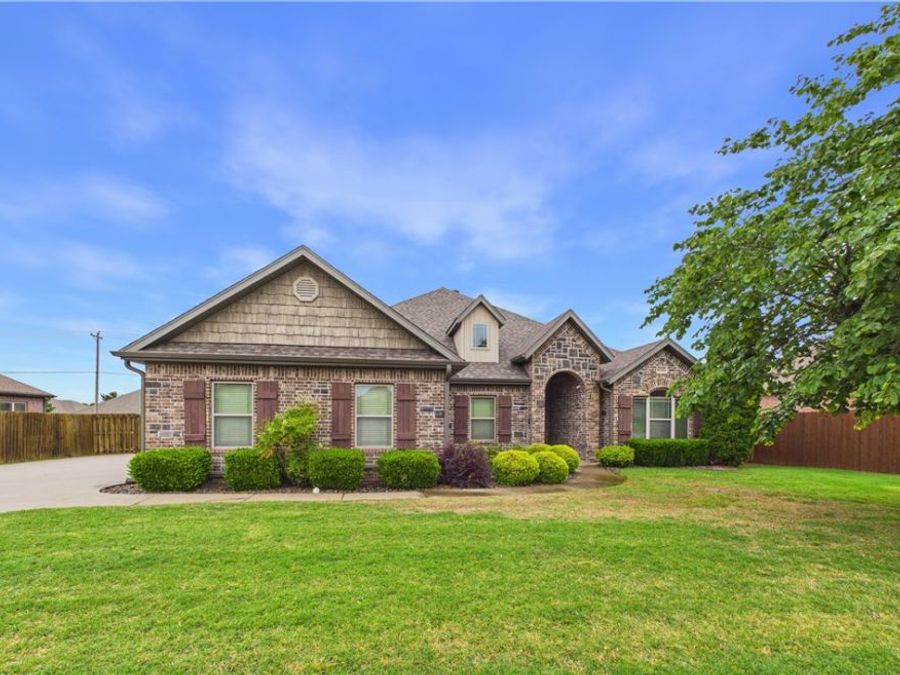 Property Image 4