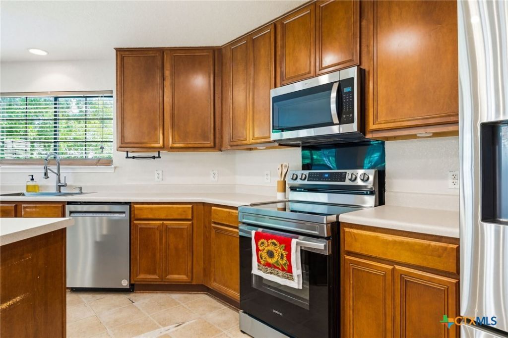 305 Harvest Meadow, Temple, TX 76502 Main Photo