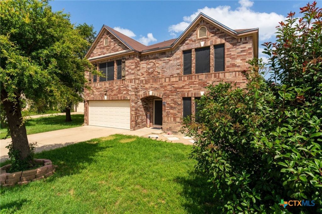 305 Harvest Meadow Lane, Temple, TX 76502 Main Photo
