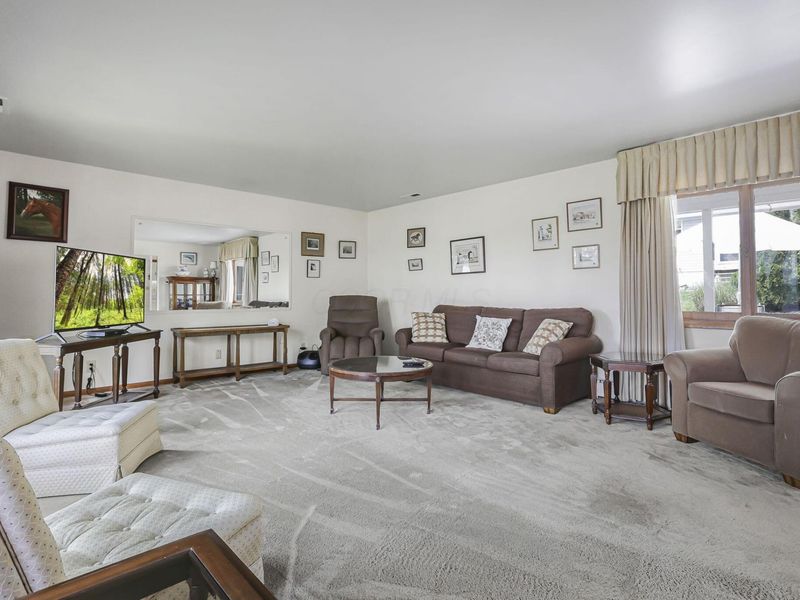 286 Lakeshore Drive W, Hebron, OH 43025 Photo 10