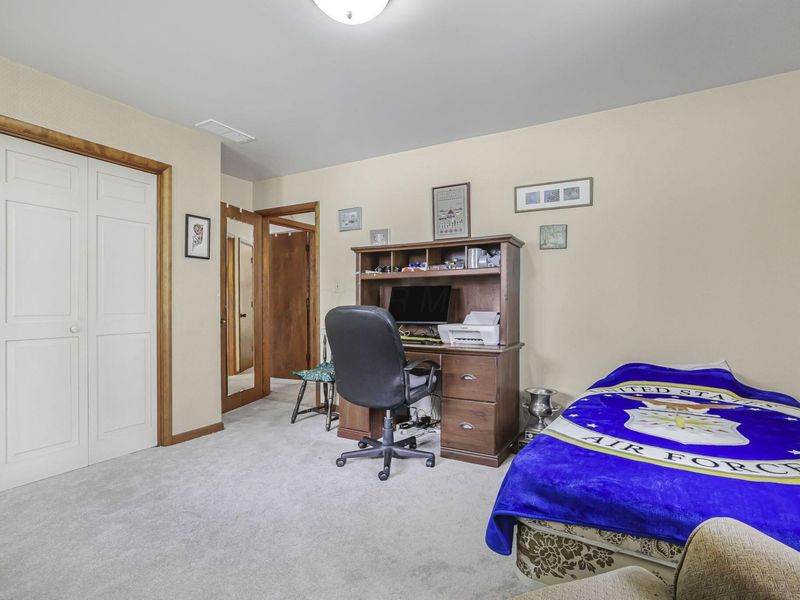 286 Lakeshore Drive W, Hebron, OH 43025 Photo 17
