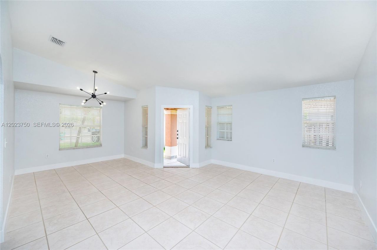 16452 SW 99th Ln , Unit 16452, Miami, FL 33196 Photo