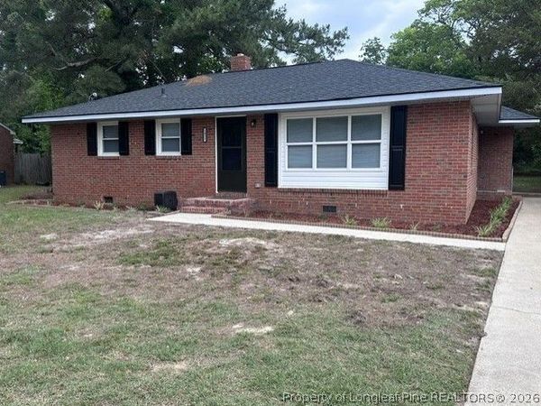 1925 Crestview Drive, Fayetteville, NC 28304
