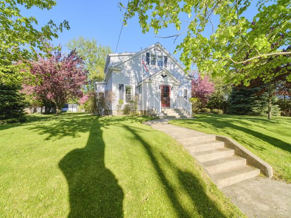 513 Oak Street, Manistee, MI 49660