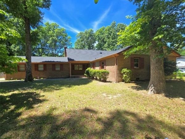 2832 Brierwood Road, Petersburg, VA 23805