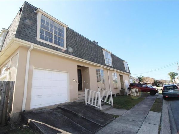 300 33RD Street , New Orleans, LA 70124