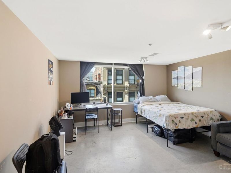 353 W 4th Street, Unit 401, Cincinnati, OH 45202 Photo 15