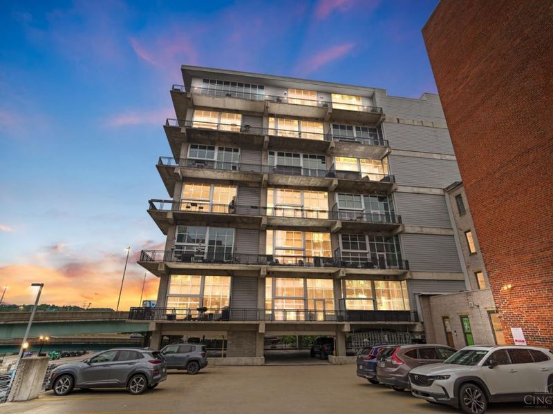 353 W Fourth Street, Unit 401, Cincinnati, OH 45202 Photo 19