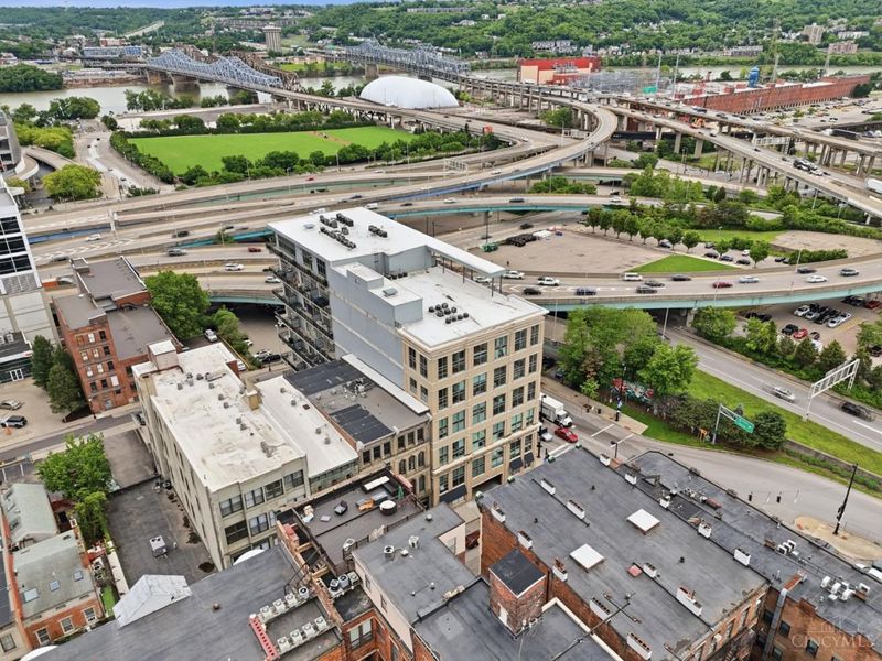 353 W Fourth Street, Unit 401, Cincinnati, OH 45202 Photo 22