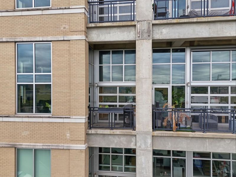 353 W Fourth Street, Unit 401, Cincinnati, OH 45202 Photo 23
