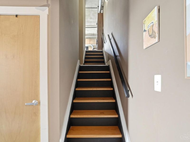 353 W Fourth Street, Unit 401, Cincinnati, OH 45202 Photo 9