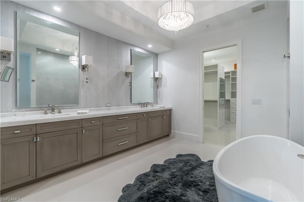 16366 Corsica Way , Unit 201, Naples, FL 34110 Photo