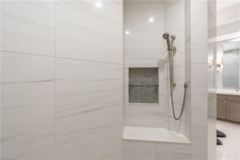 16366 Corsica Way , Unit 201, Naples, FL 34110 Photo
