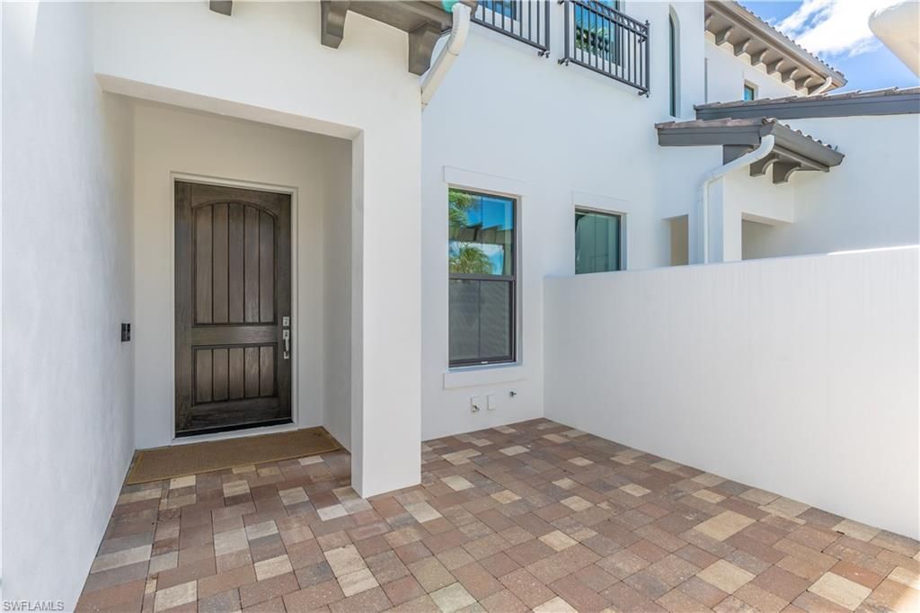 16366 Corsica Way , Unit 201, Naples, FL 34110 Photo