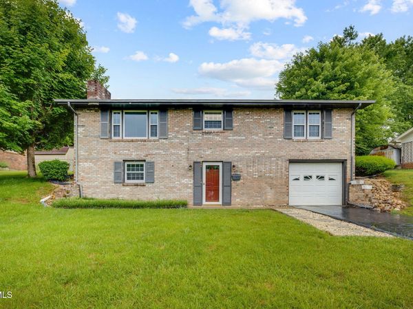844 Fain Avenue, Kingsport, TN 37660