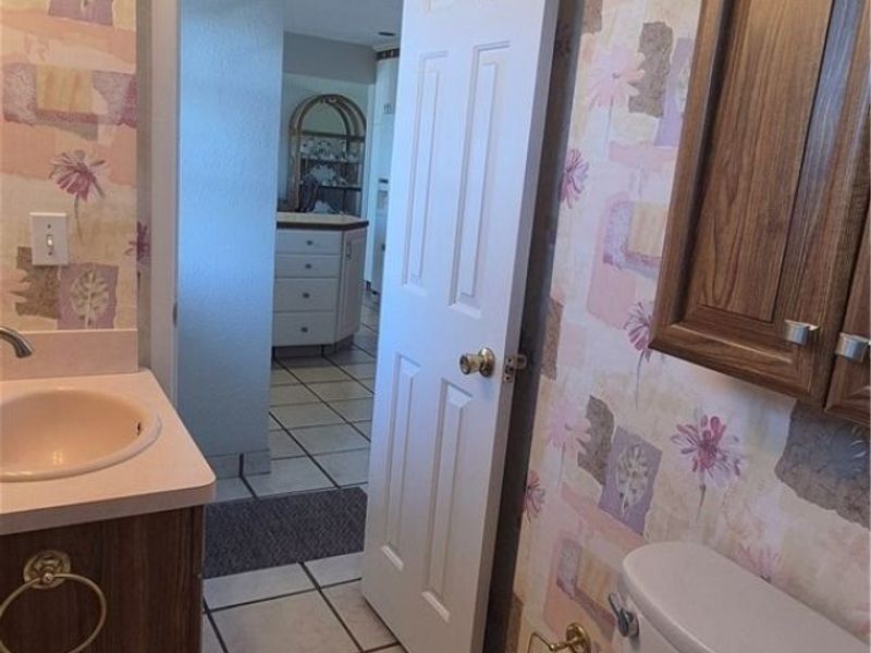 73 E Hillsdale Avenue, Seven Hills, OH 44131 Photo 15