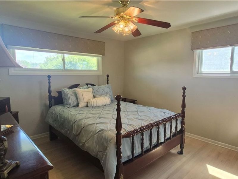 73 E Hillsdale Avenue, Seven Hills, OH 44131 Photo 26