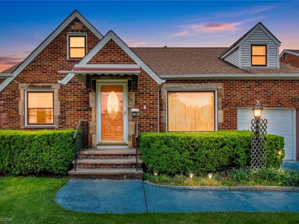 28110 Lake Shore Boulevard, Euclid, OH 44132