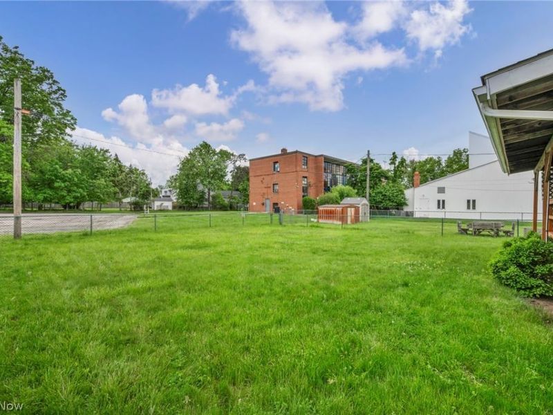 28110 Lake Shore Boulevard, Euclid, OH 44132 Photo 10
