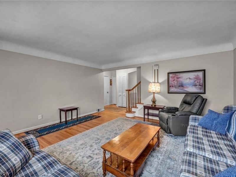 28110 Lake Shore Boulevard, Euclid, OH 44132 Photo 16