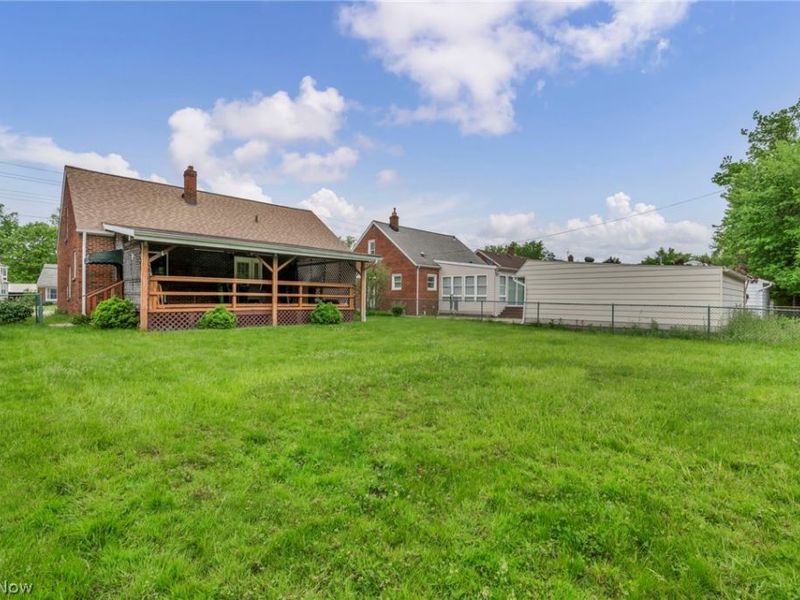 28110 Lake Shore Boulevard, Euclid, OH 44132 Photo 5