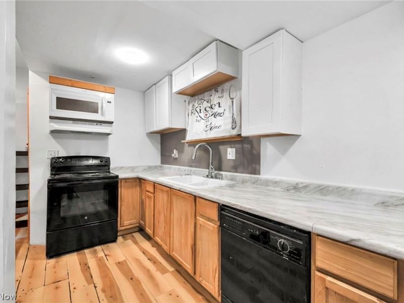 3214 W 61st Street , Cleveland, OH 44102 Photo 11