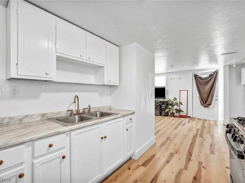 3214 W 61st Street , Cleveland, OH 44102 Photo 21
