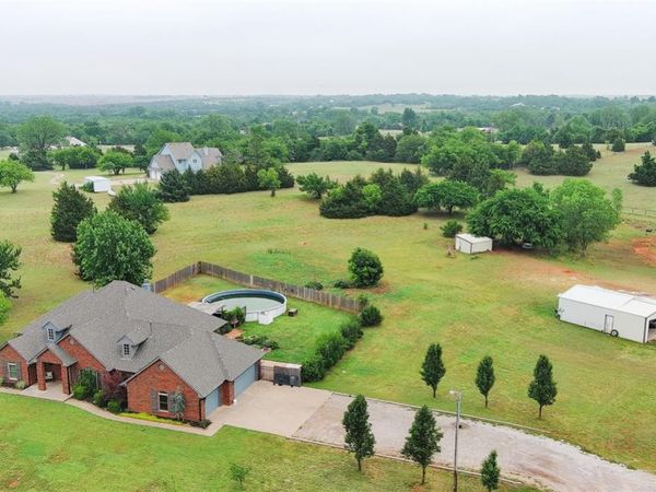 13124 Skyland Drive, Yukon, OK 73099