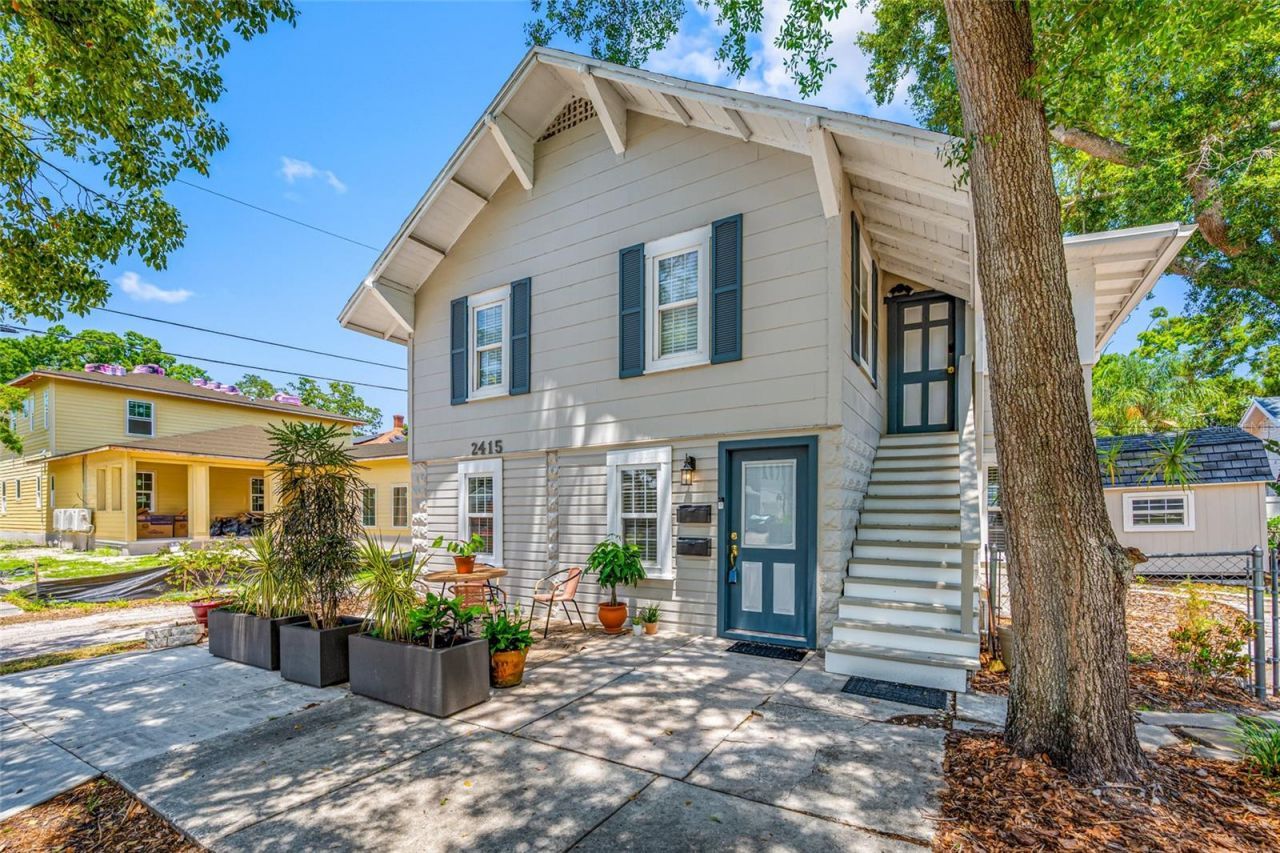 2415 11th Street N, Saint Petersburg, FL 33704 Photo