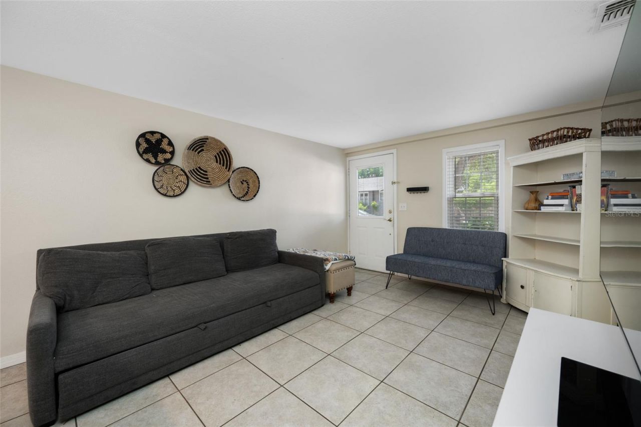 2415 11th Street N, Saint Petersburg, FL 33704 Photo