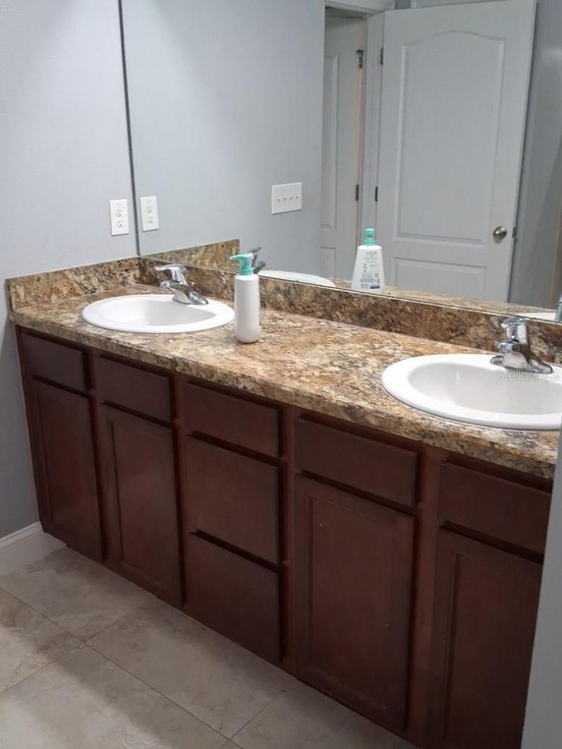 405 Blakely Court, Ruskin, FL 33570 Photo