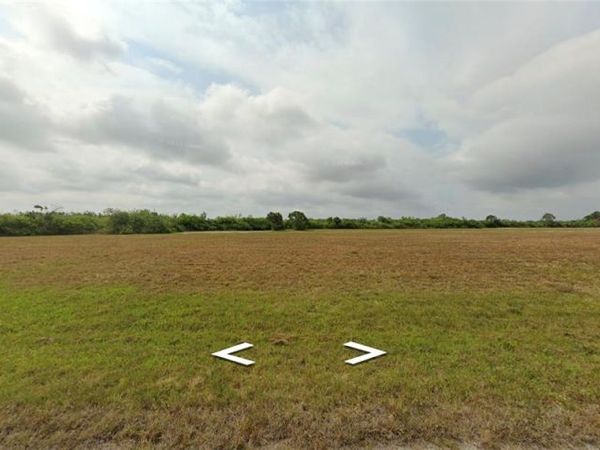 9 OAK COURT , PLACIDA, FL 33946