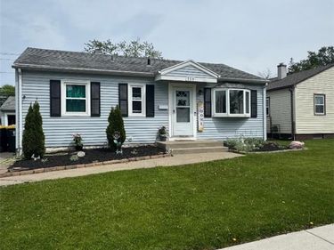 113 Floradale Avenue , Tonawanda, NY 14150