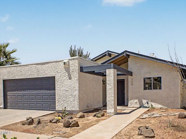 3008 W LUPINE Avenue, Phoenix, AZ 85029