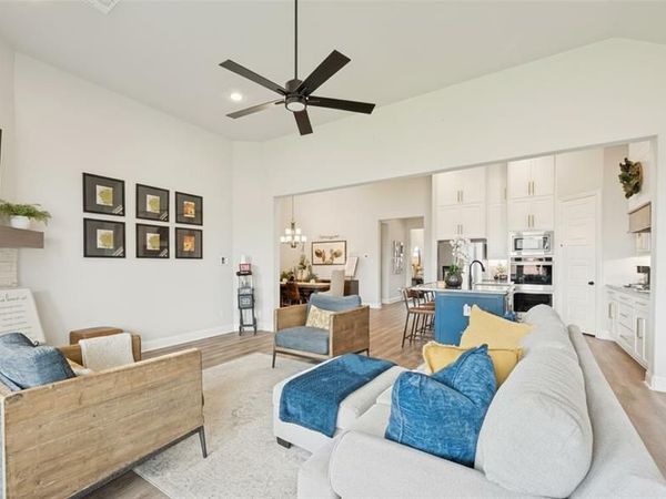 1806 Hidden Water Trail, Midlothian, TX 76065