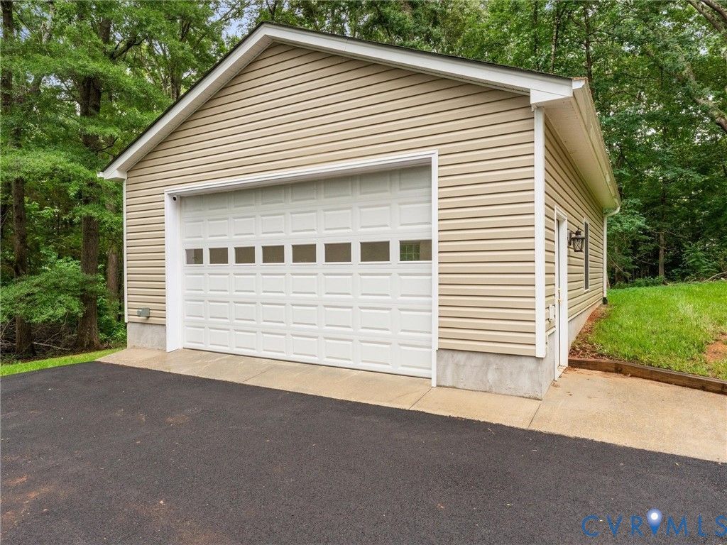 2039 Shadow Creek Court Powhatan, VA 23139