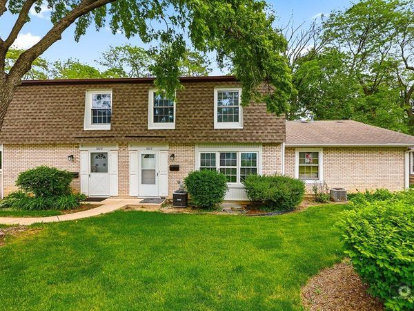 1312 woodcutter Lane , Unit C, Wheaton, IL 60189