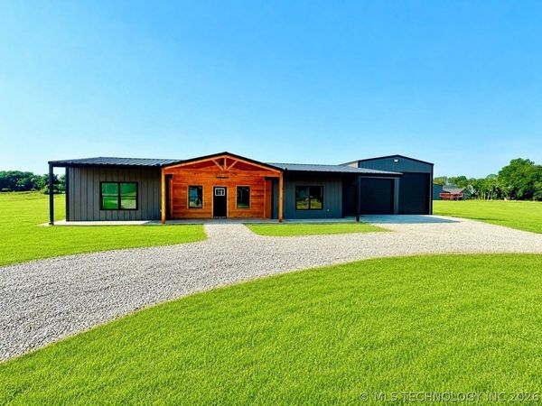 11792 Xander Lane , Kingston, OK 73439