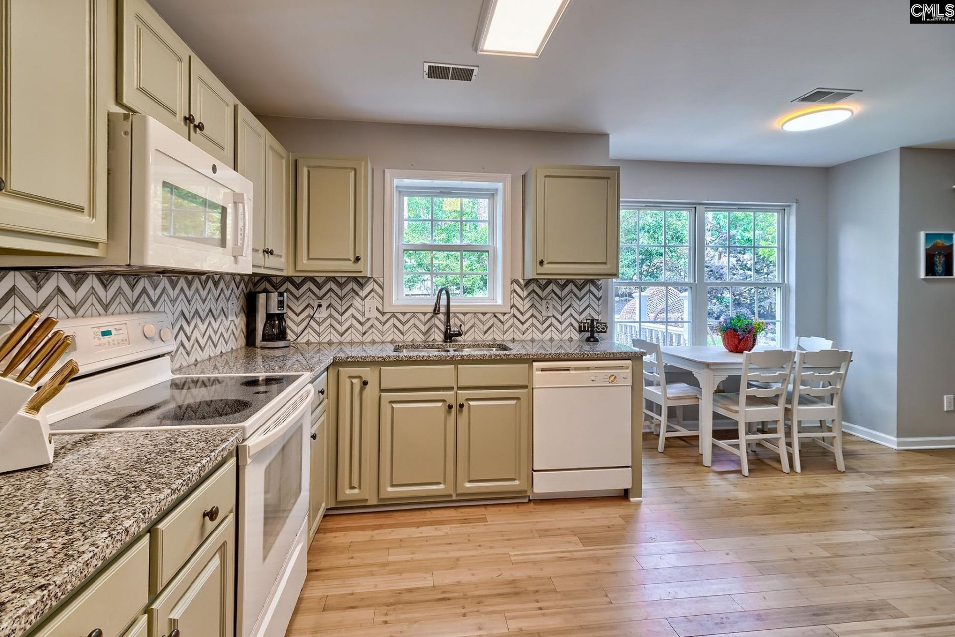 500 Oak Cove Drive  Photo 10
