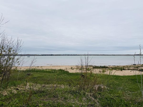 3770 S Westshore DR, Sault Ste Marie, MI 49783