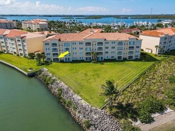 4 Harbour Isle Drive E, Unit 106, Fort Pierce, FL 34949