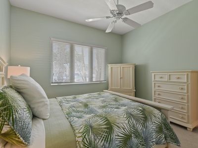 4 Harbour Isle Drive E, Unit 106, Fort Pierce, FL 34949 Photo