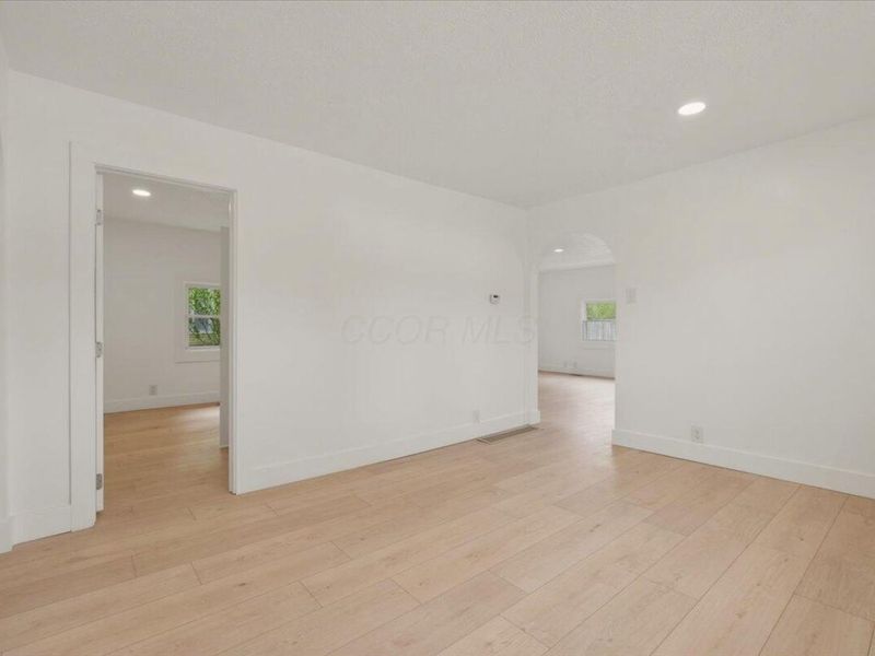 706 E Burgess Street , Mount Vernon, OH 43050 Photo 10