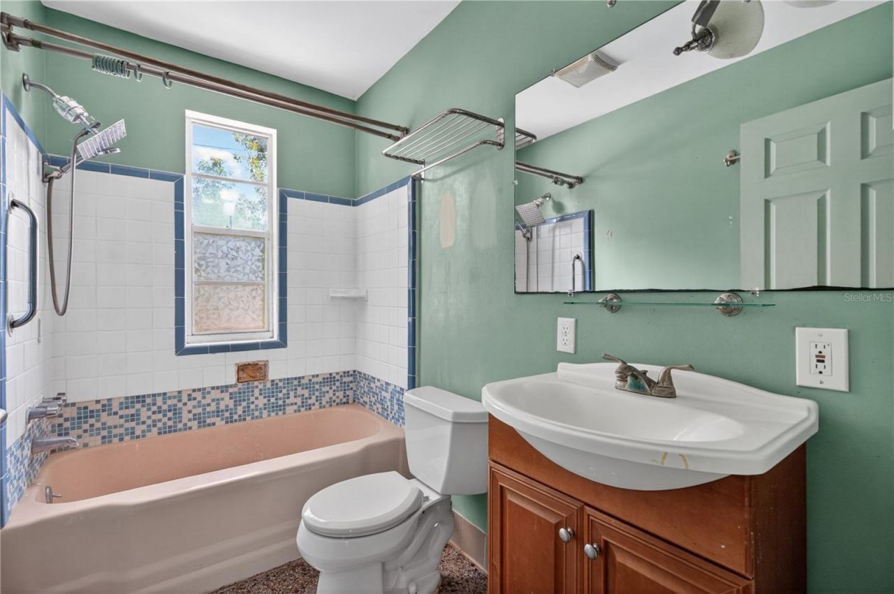 7211 Lynnwood Avenue N, Saint Petersburg, FL 33710 Photo