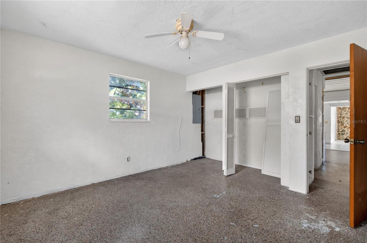7211 Lynnwood Avenue N, Saint Petersburg, FL 33710 Photo