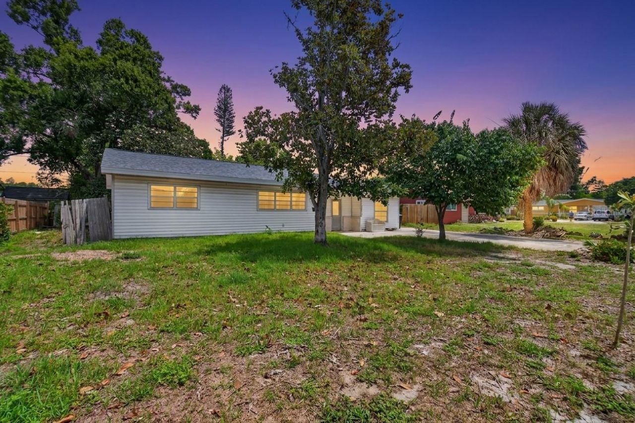7211 Lynnwood Avenue N, Saint Petersburg, FL 33710 Photo