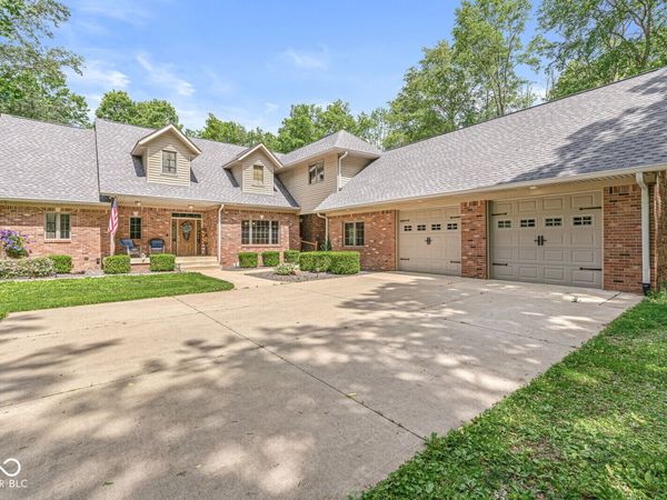 5599 N Brandywine Road, Shelbyville, IN 46176