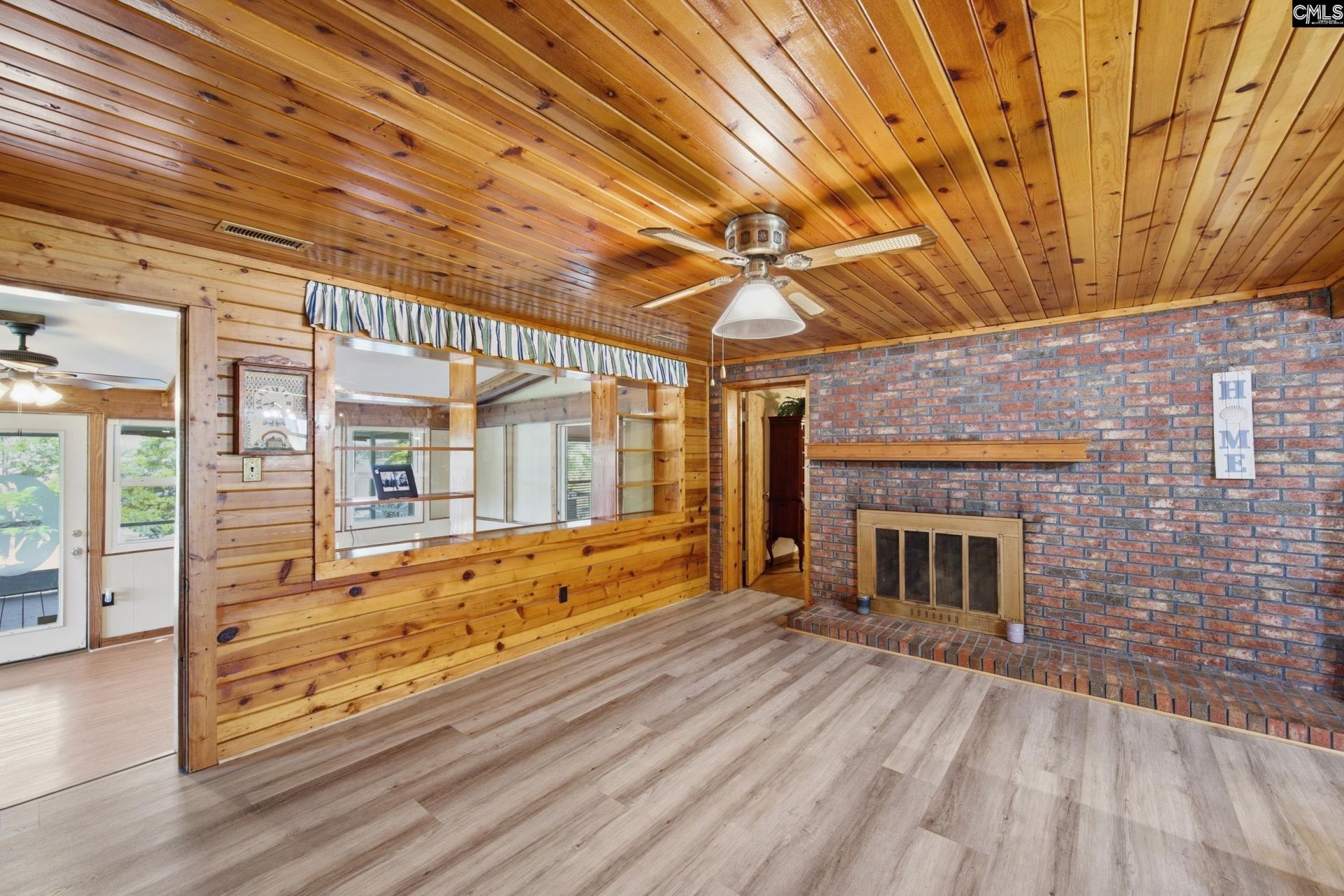 1089 Lake Drive  Photo 15